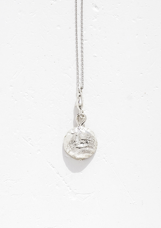 The Captured Seashell Necklace
