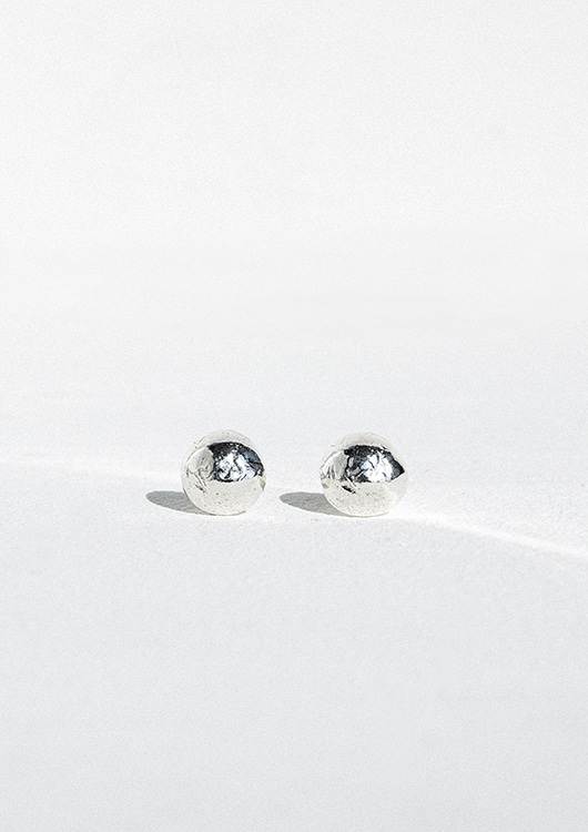 The Moon Stud Small Earring